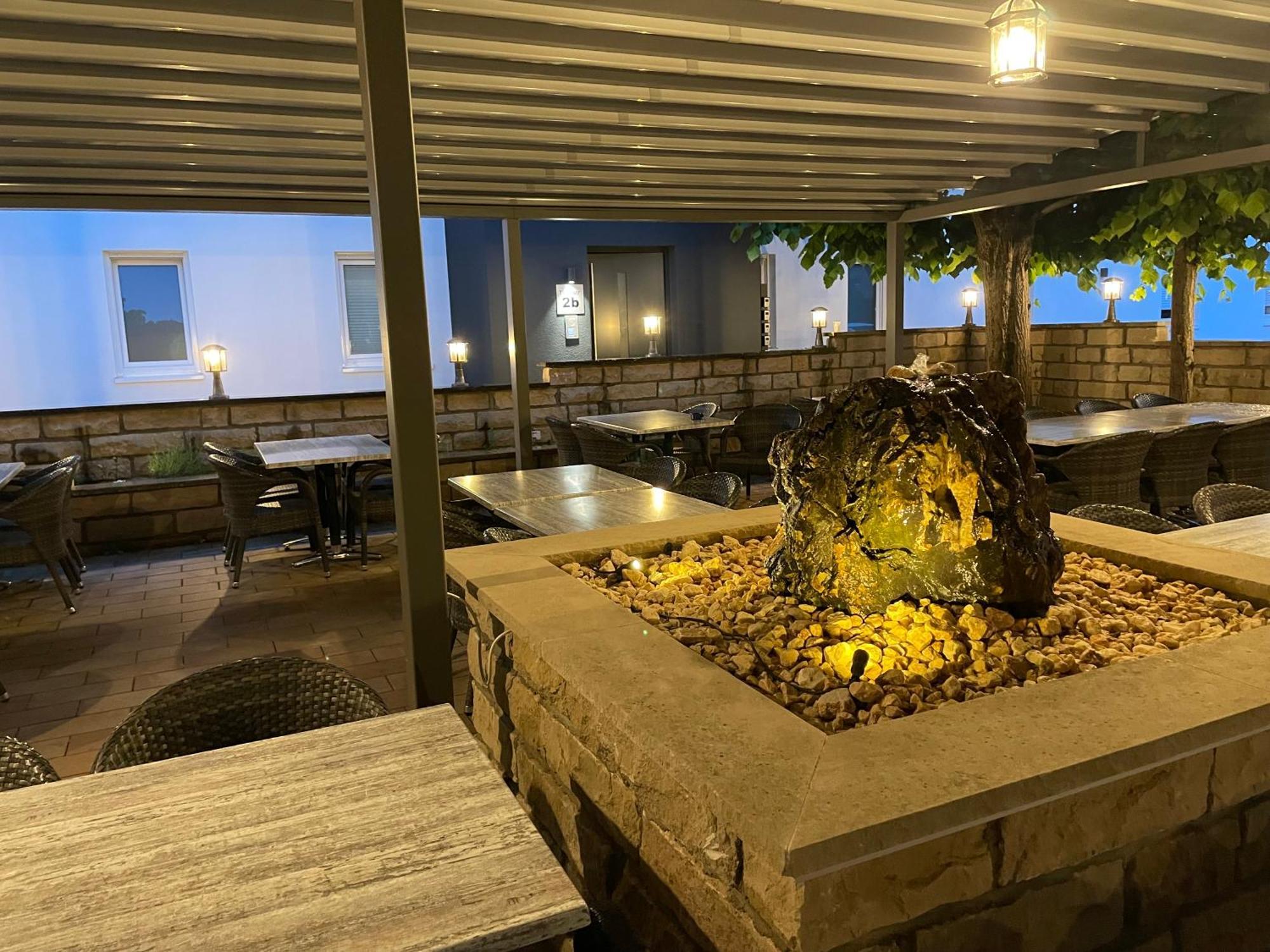 Lightplace • Groessere Gruppen • 4 Einzelzimmer • Boxspring • Smart Tv • Biergarten • Restaurant Brunswick Exterior foto